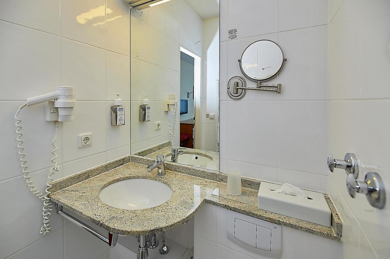 Hotel Diamant Wedel Esterno foto