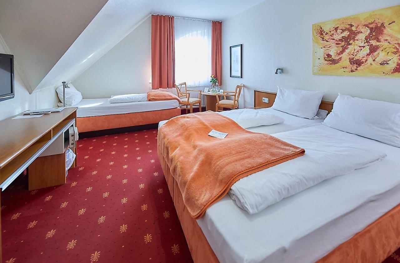 Hotel Diamant Wedel Esterno foto